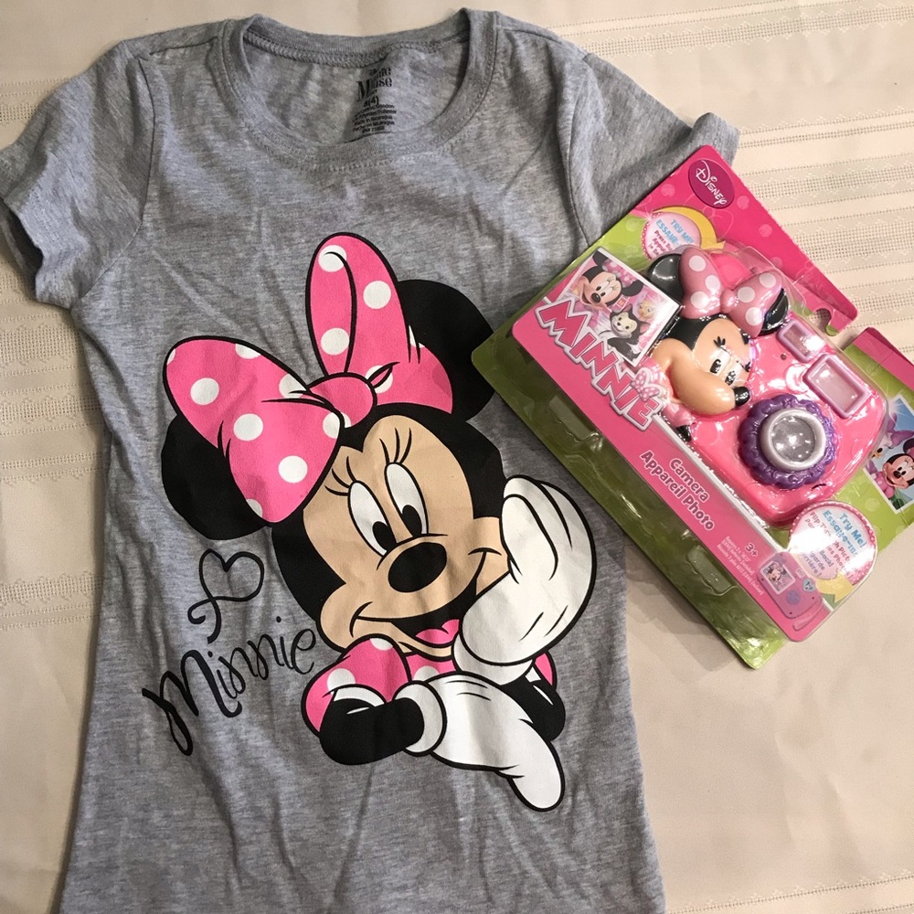 Sz 4 Minnie Mouse T and toy camera .  EUC t shirt and NEW Disney toy camera.